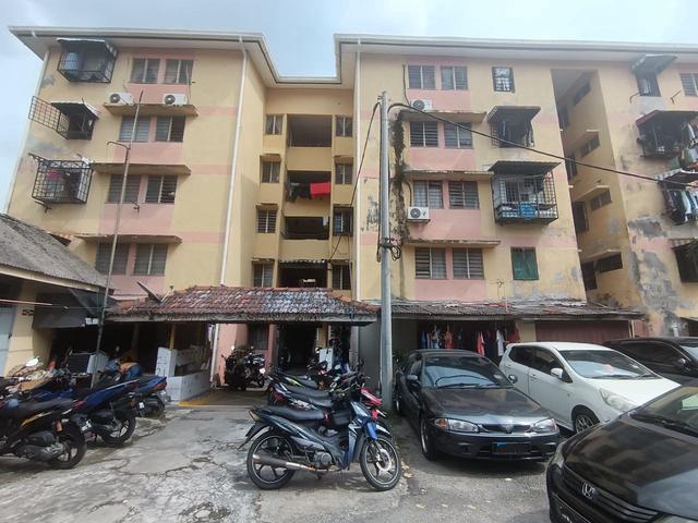 Flat for sale in Country Heights Damansara, Kuala Lumpur