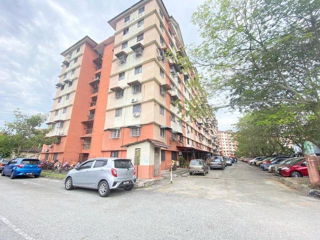 Flat for sale in Country Heights Damansara, Kuala Lumpur