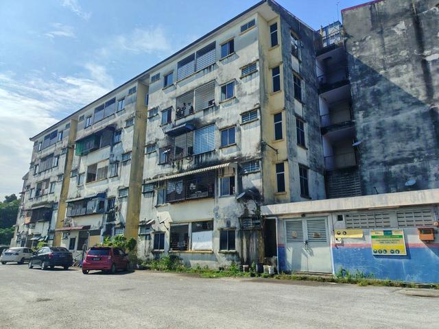 Flat for sale in Wellesley, Penang