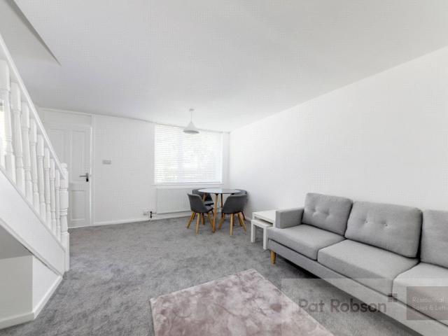 Apartment for rent in Chertsey, Runnymede