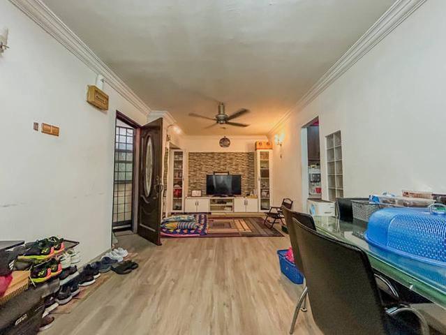 Apartment for sale in Petaling, Damansara Damai