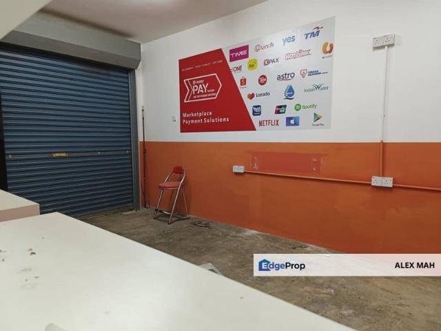 Shop for sale in Langat, Selangor