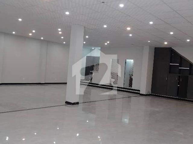 Building for rent in Islamabad