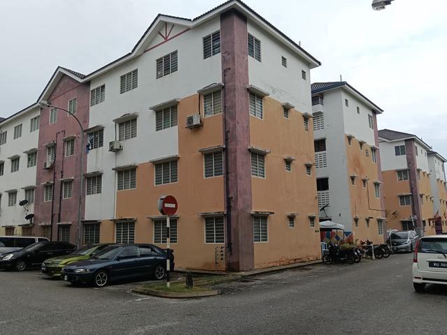 Apartment for sale in Port Klang, Selangor