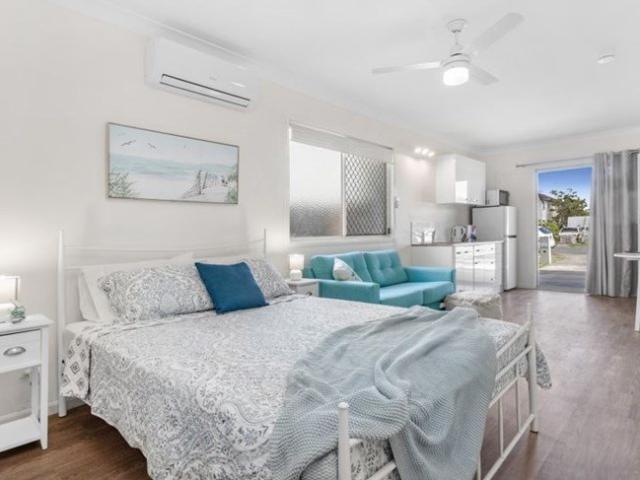 Granny Flat for rent in Toombul, Queensland