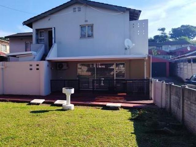 Apartment for sale in Queensburgh, Kwazulu-natal