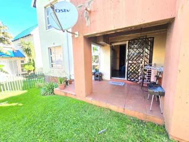 Townhouse for sale in Vosloorus, Gauteng