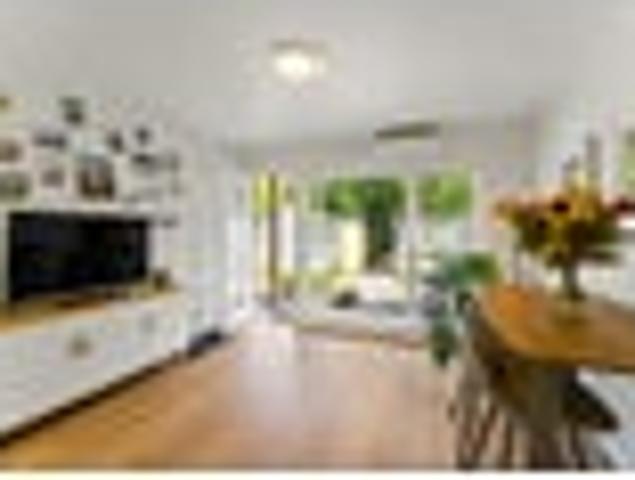 Apartment for sale in Balmoral, Oroua County