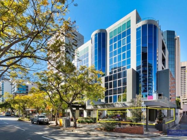 Office for rent in Toombul, Queensland