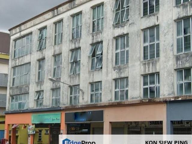 Shop for rent in Kuching