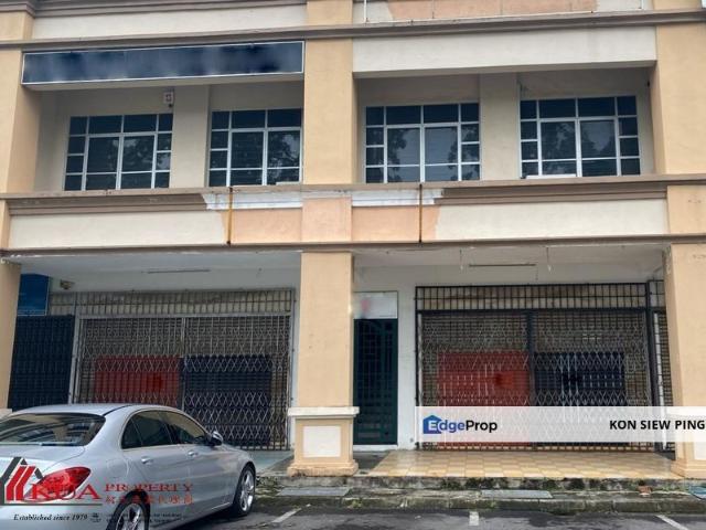 Shop for rent in Kuching