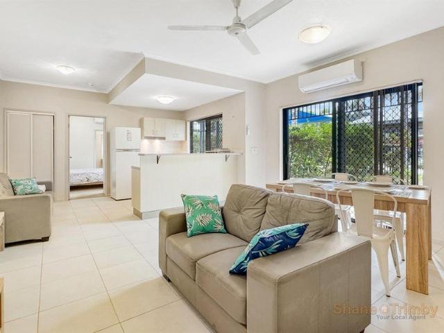 Apartment for sale in Redlynch, Queensland