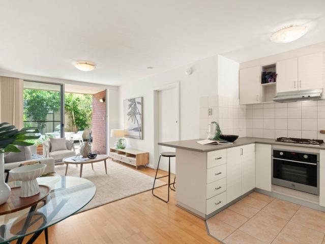 Apartment for sale in Wembley, Town of Cambridge