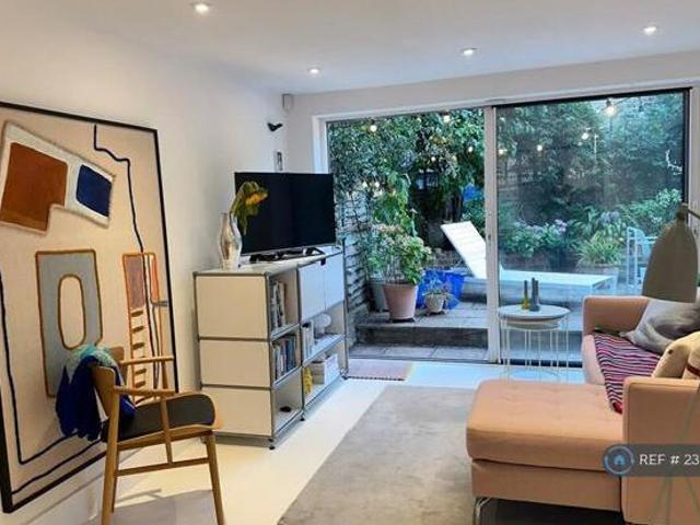 House for rent in Lyons, Greater London