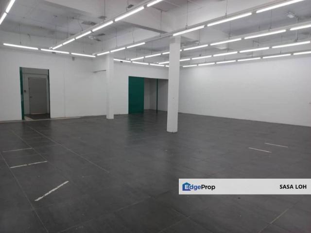 Shop for rent in Kajang, Langat