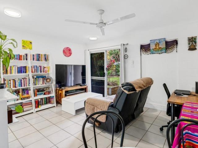 Apartment for sale in Cairns, Queensland
