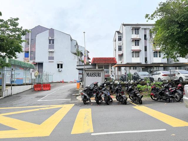 Apartment for sale in Country Heights Damansara, Kuala Lumpur