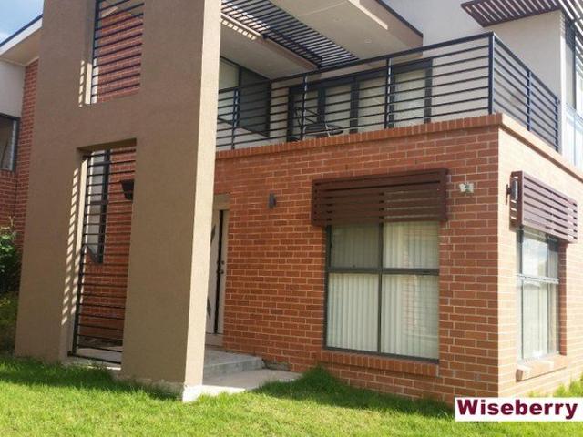 House for rent in Minto, Sydney