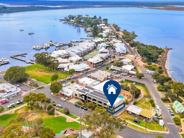Apartment for sale in Metung, Victoria
