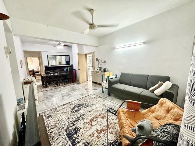 Apartment for sale in Country Heights Damansara, Kuala Lumpur