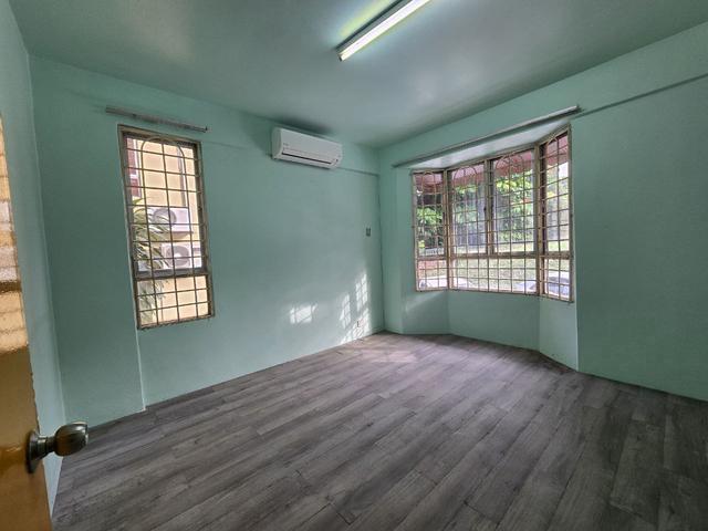 Apartment for sale in Kajang, Langat