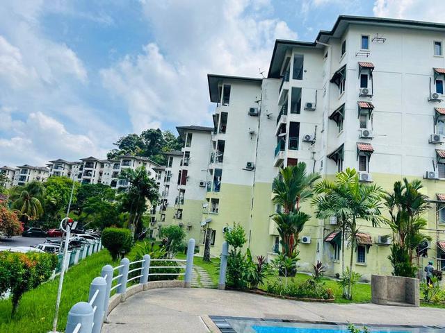 Condominium for sale in Langat, Selangor