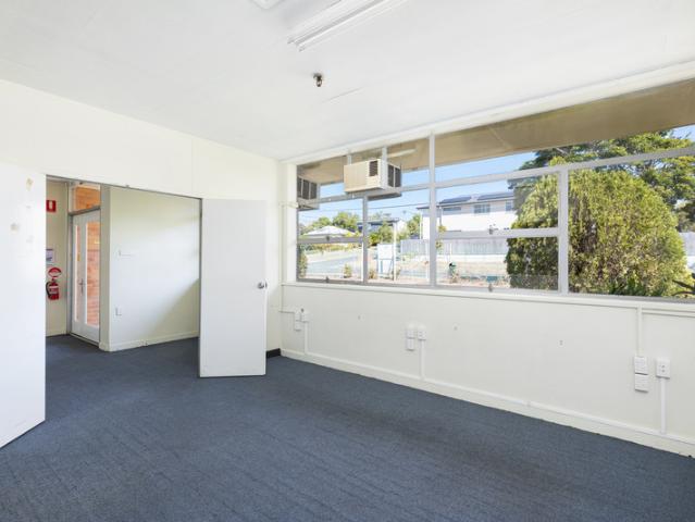 Office for rent in Toombul, Queensland