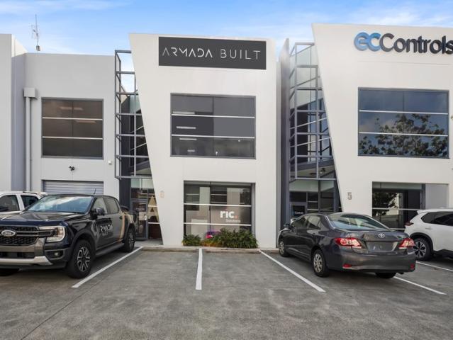 Office for rent in Toombul, Queensland