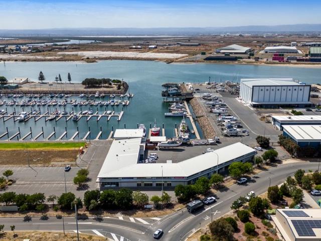 Warehouse for rent in Horseshoe Creek, South Australia