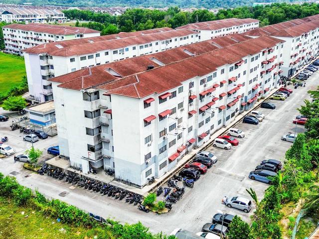 Flat for sale in Petaling, Subang Jaya