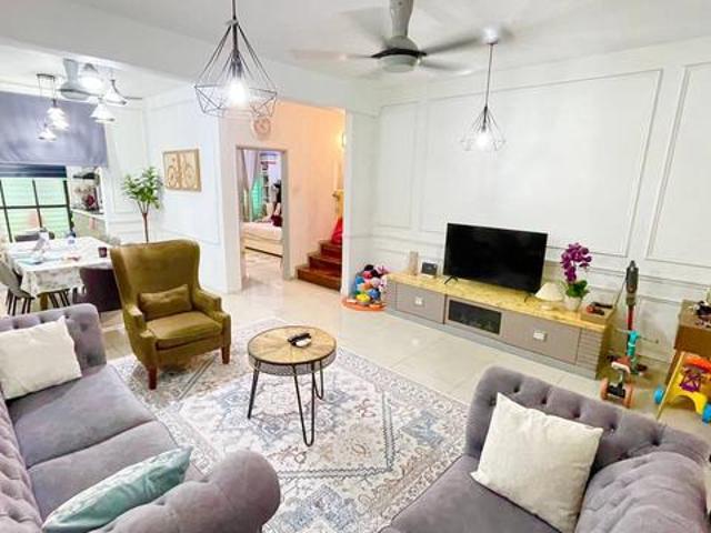 Townhouse for sale in Puchong, Majlis Bandaraya Subang Jaya