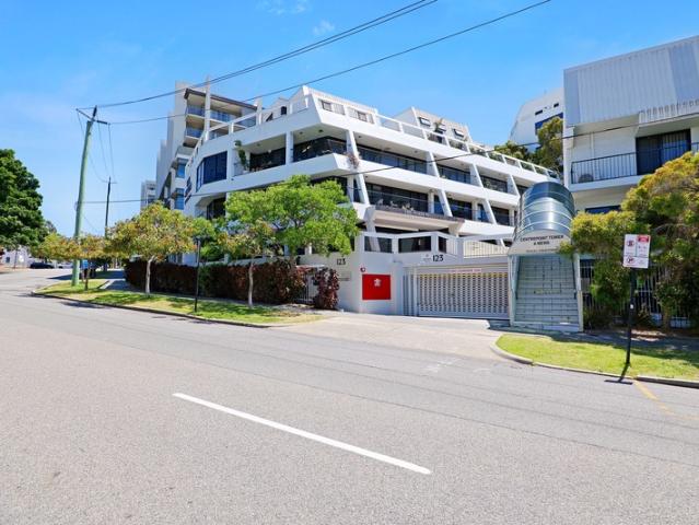 Office for rent in Cockburn, Western Australia