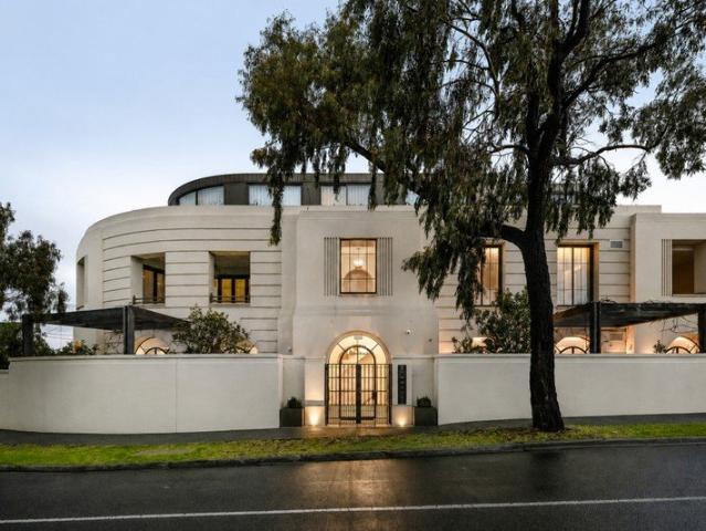 Apartment for sale in Camerons Creek, Victoria