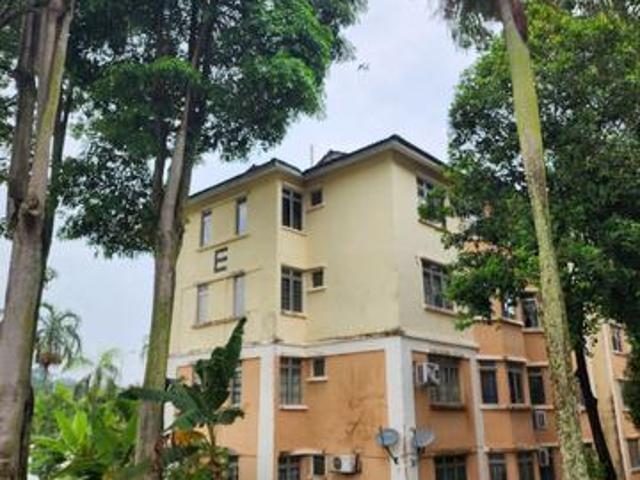 Apartment for sale in Tanjong Sepat, Selangor