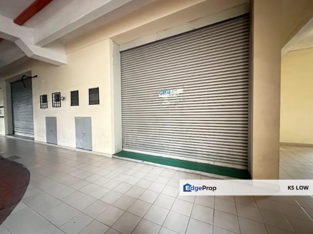 Shop for sale in Petaling, Damansara Damai