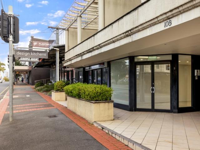 Retail for rent in Lower North Shore, Sydney