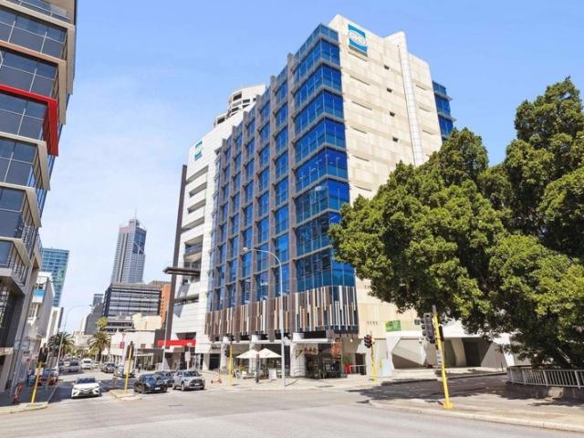 Retail for rent in Cockburn, Western Australia