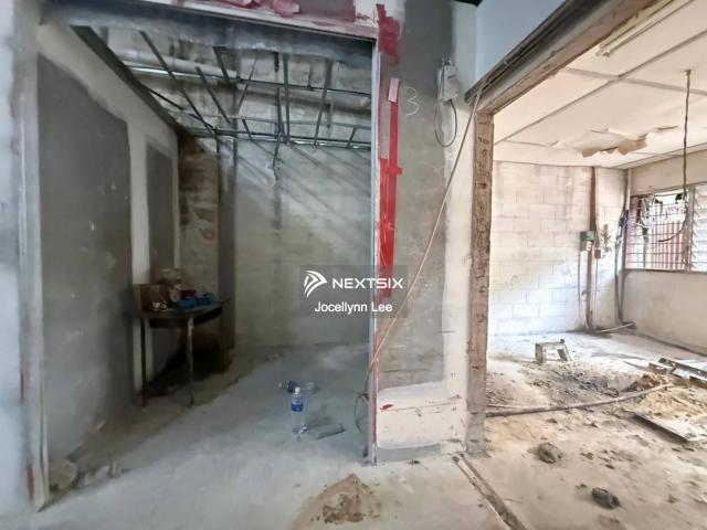 Shop for sale in Kajang, Langat