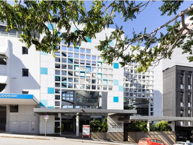 Office for sale in Toombul, Queensland