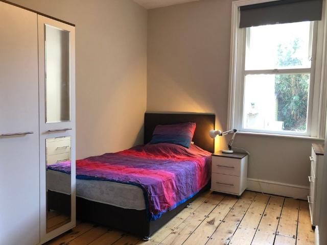 Room for rent in Feckenham, City Of Bristol