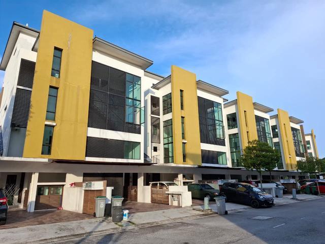 Townhouse for sale in Nilai, Negeri Sembilan