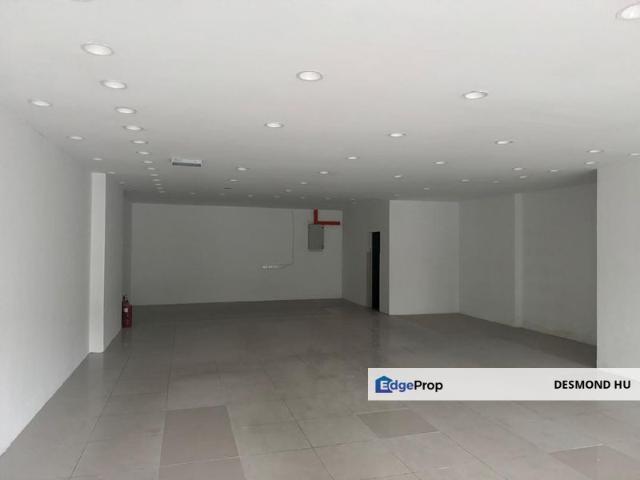 Shop for rent in Kajang, Langat