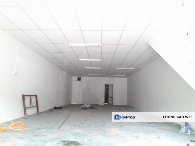 Shop for rent in Kajang, Langat