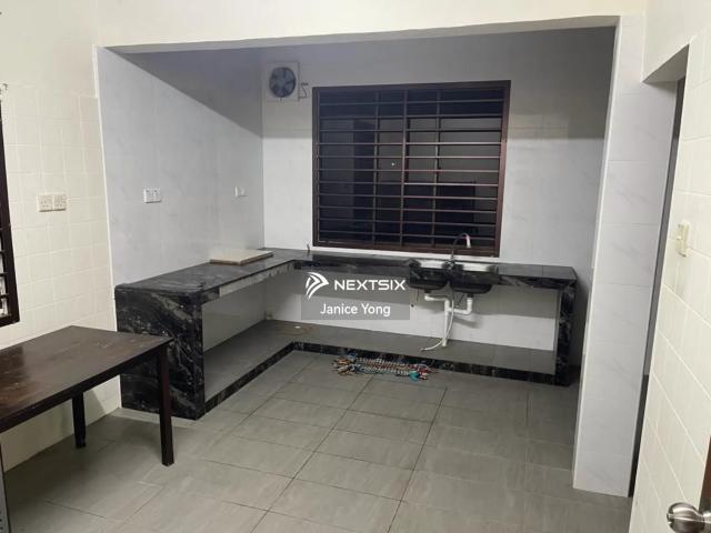 Shop for rent in Georgetown, Penang