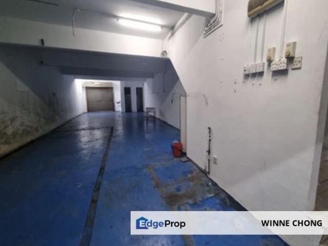 Shop for rent in Selayang, Selangor