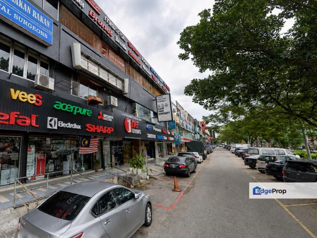 Shop for rent in Petaling, Damansara Damai