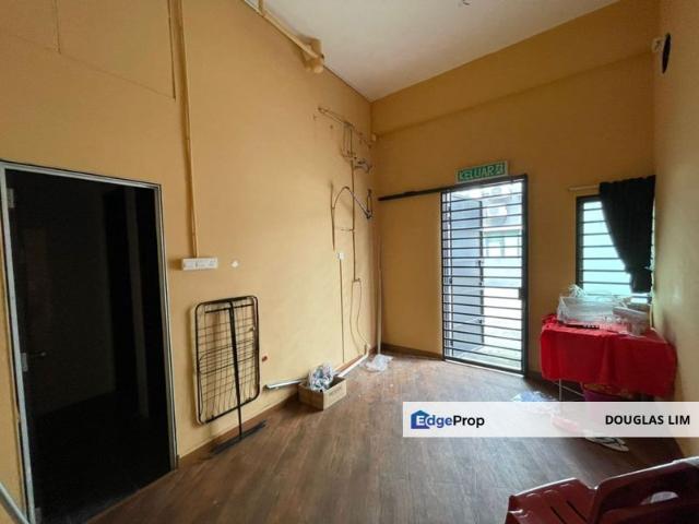 Shop for rent in Seksyen 31, Shah Alam