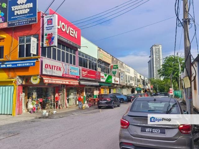 Shop for rent in Country Heights Damansara, Kuala Lumpur