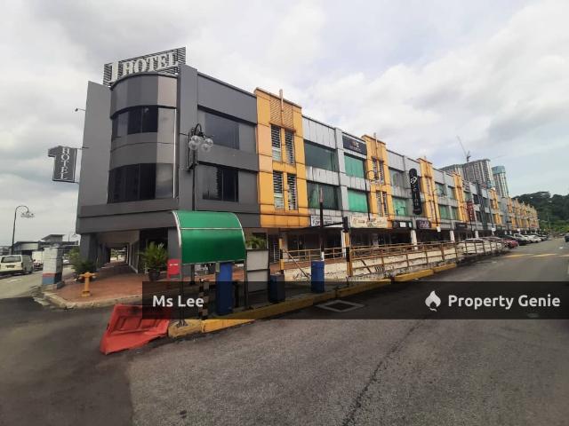 Shop for rent in Country Heights Damansara, Kuala Lumpur