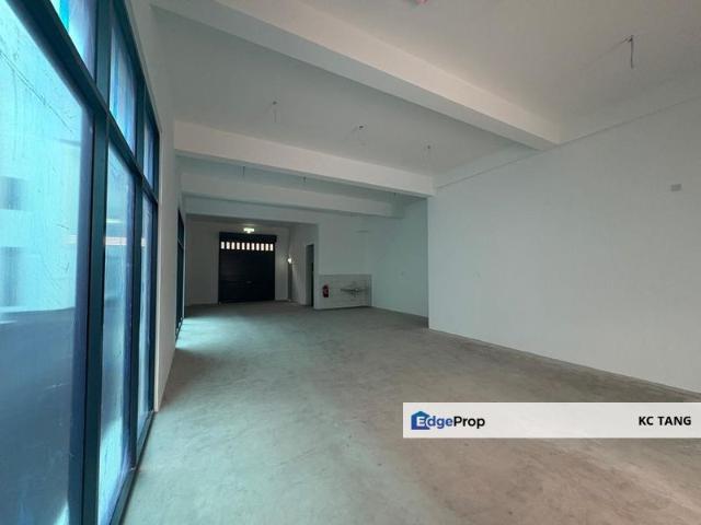Shop for rent in Petaling, Alam Impian